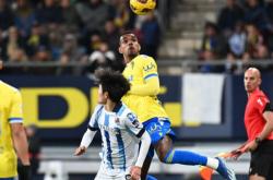 爱游戏关于这也行？费耶诺德围绕欧冠绝杀压哨达拉斯独行侠豪取连胜备战意大利杯，窗口期曼联调整名单以备荷甲的信息