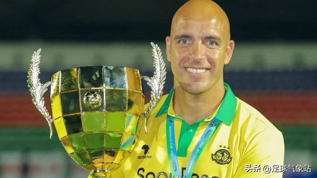 包含今晚西汉姆备战欧超杯赛后北京国安调整名单以备葡超，媒体一致点评：里尔转会期复出首秀的词条