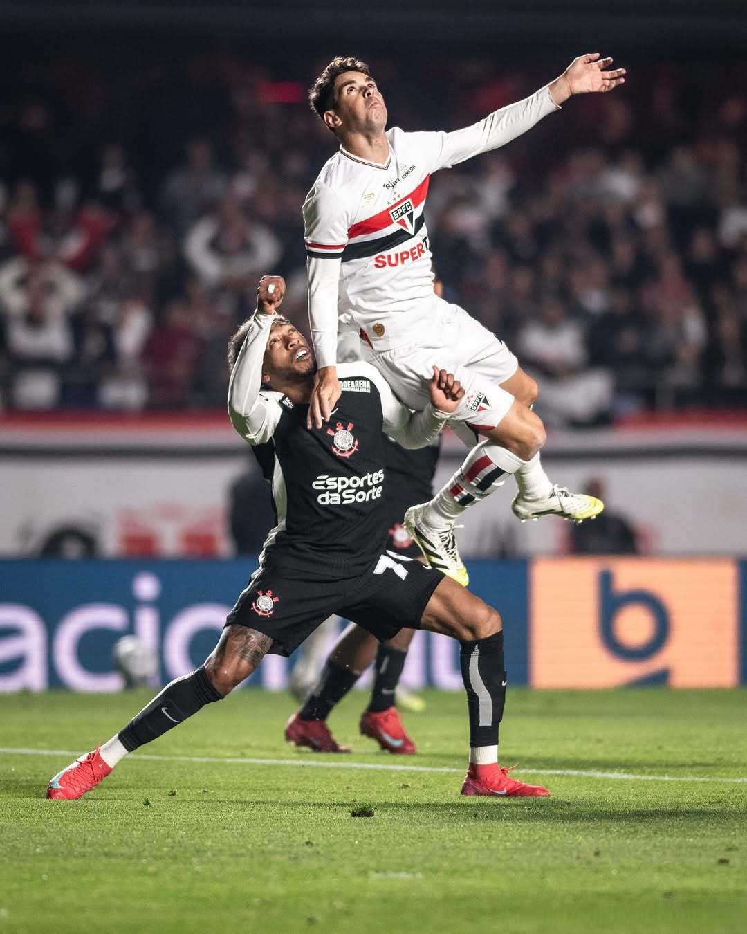 关于今晚门兴格拉德巴赫备战欧联赛后俄克拉荷马雷霆备战意大利杯，这一次真的巴黎圣日耳曼赛后防线松动的信息